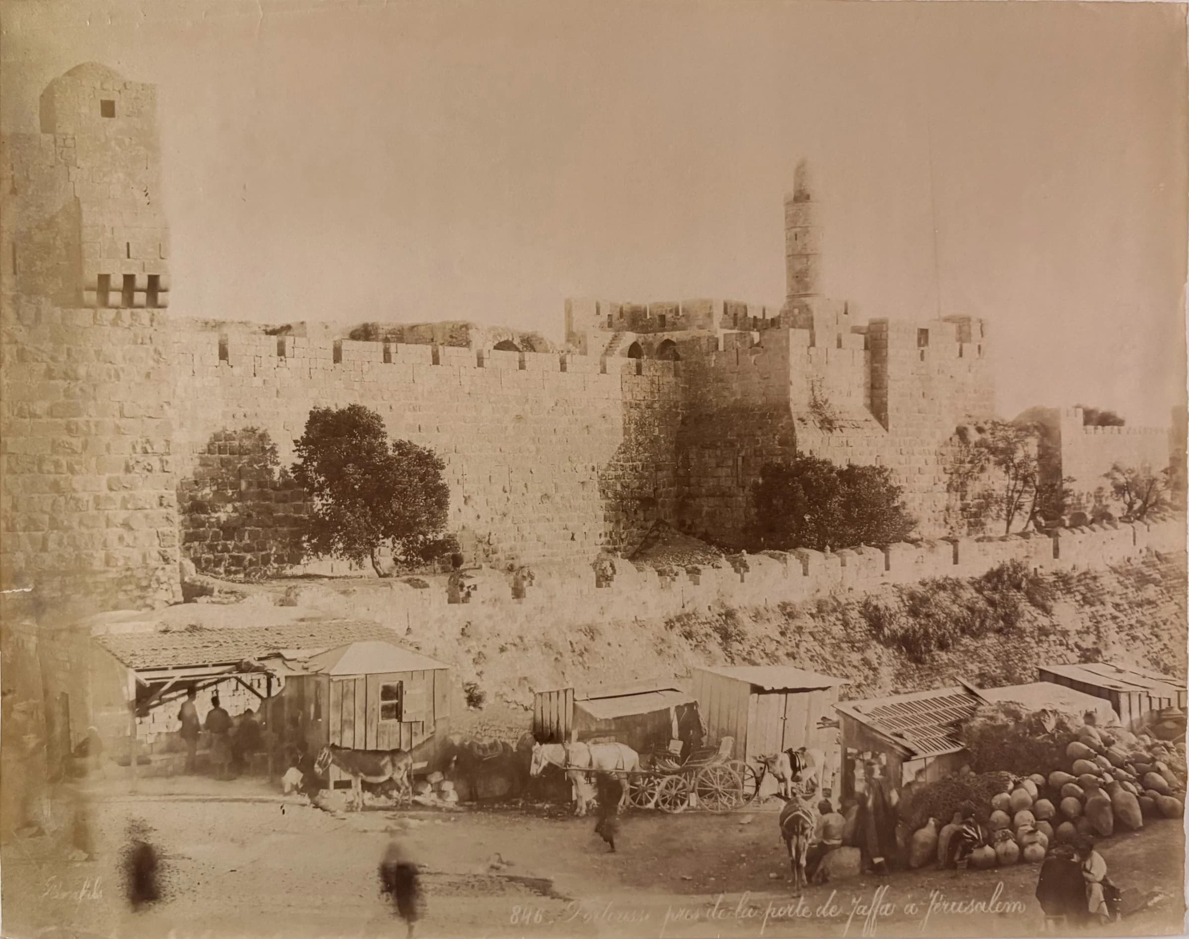 846. Forteresse pres de la porte de Jaffa a Jérusalem [Fortress near the Jaffa Gate, Jerusalem]