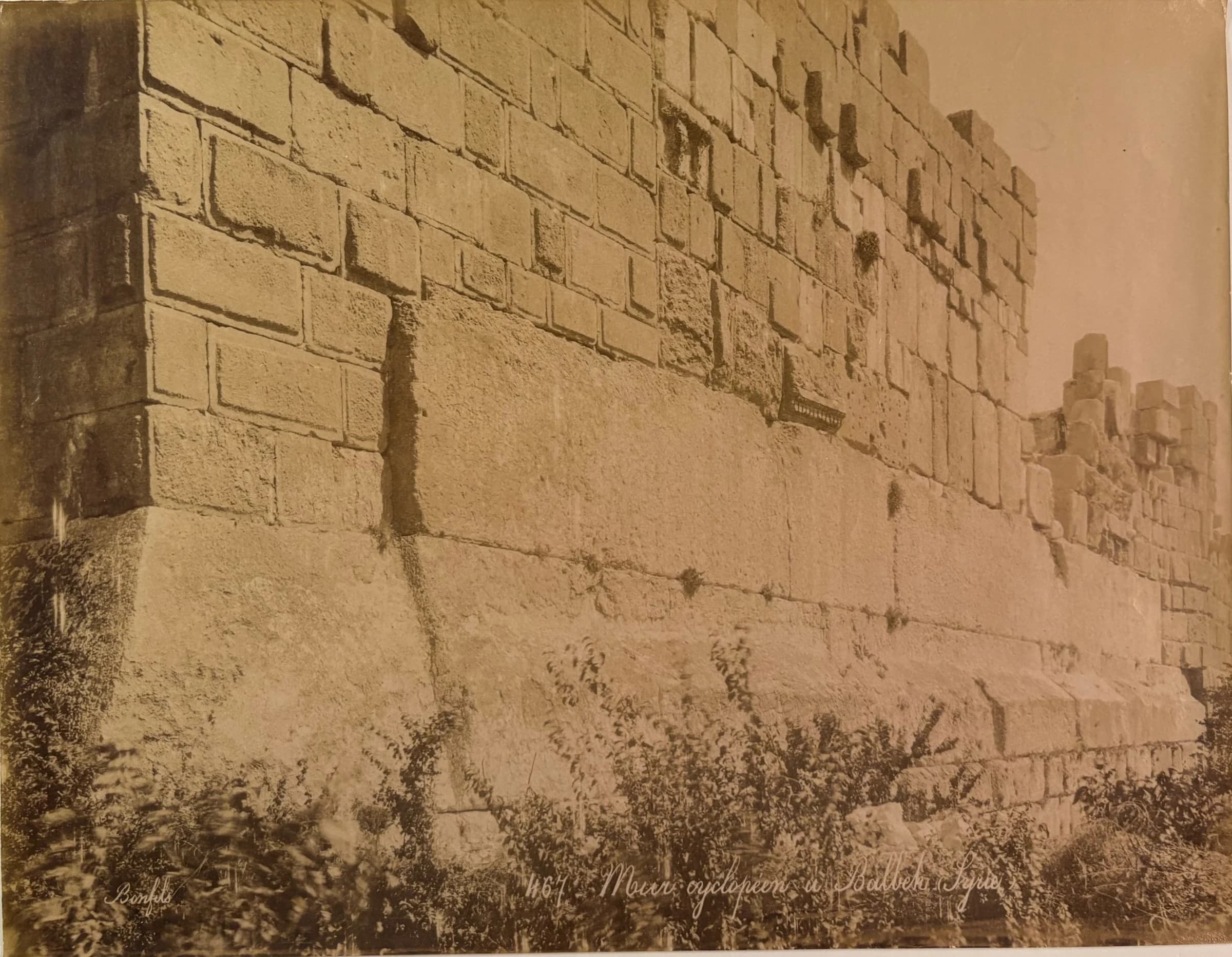 467. Mur cyclopéen à Balbek (Syrie) [Cyclopean Wall at Baalbek, Syria]