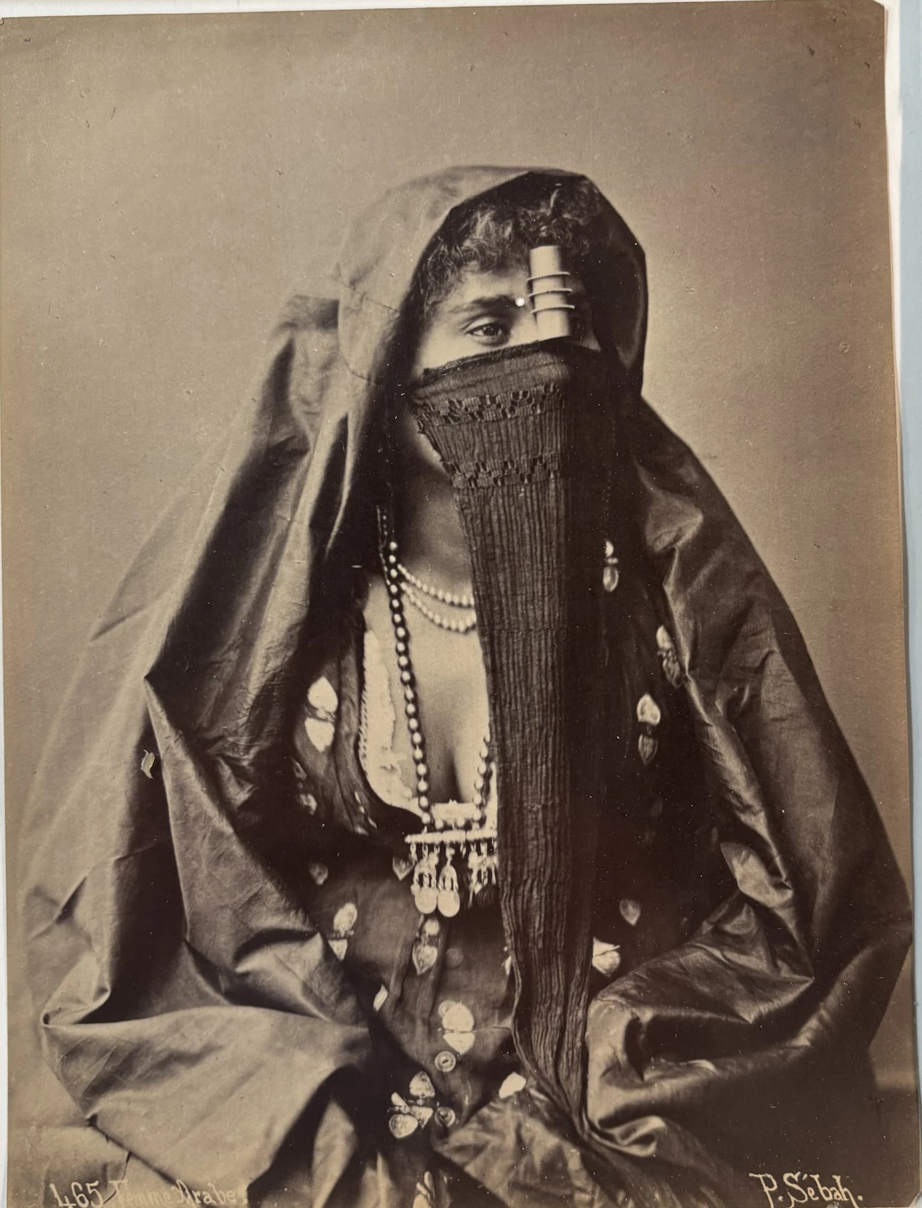 465. Femme Arabe