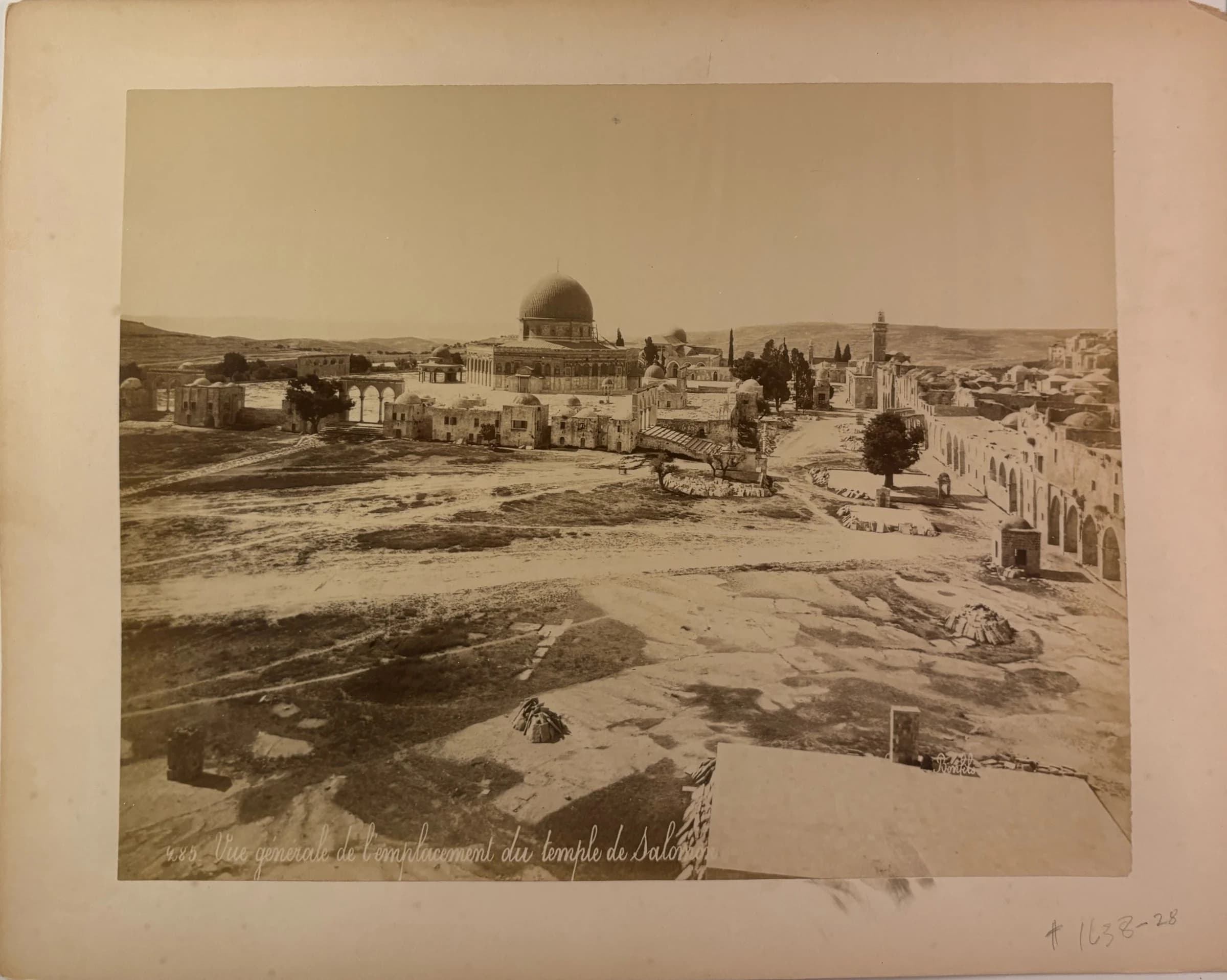 N. 85. Vue générale de l'emplacement du temple de Salomon