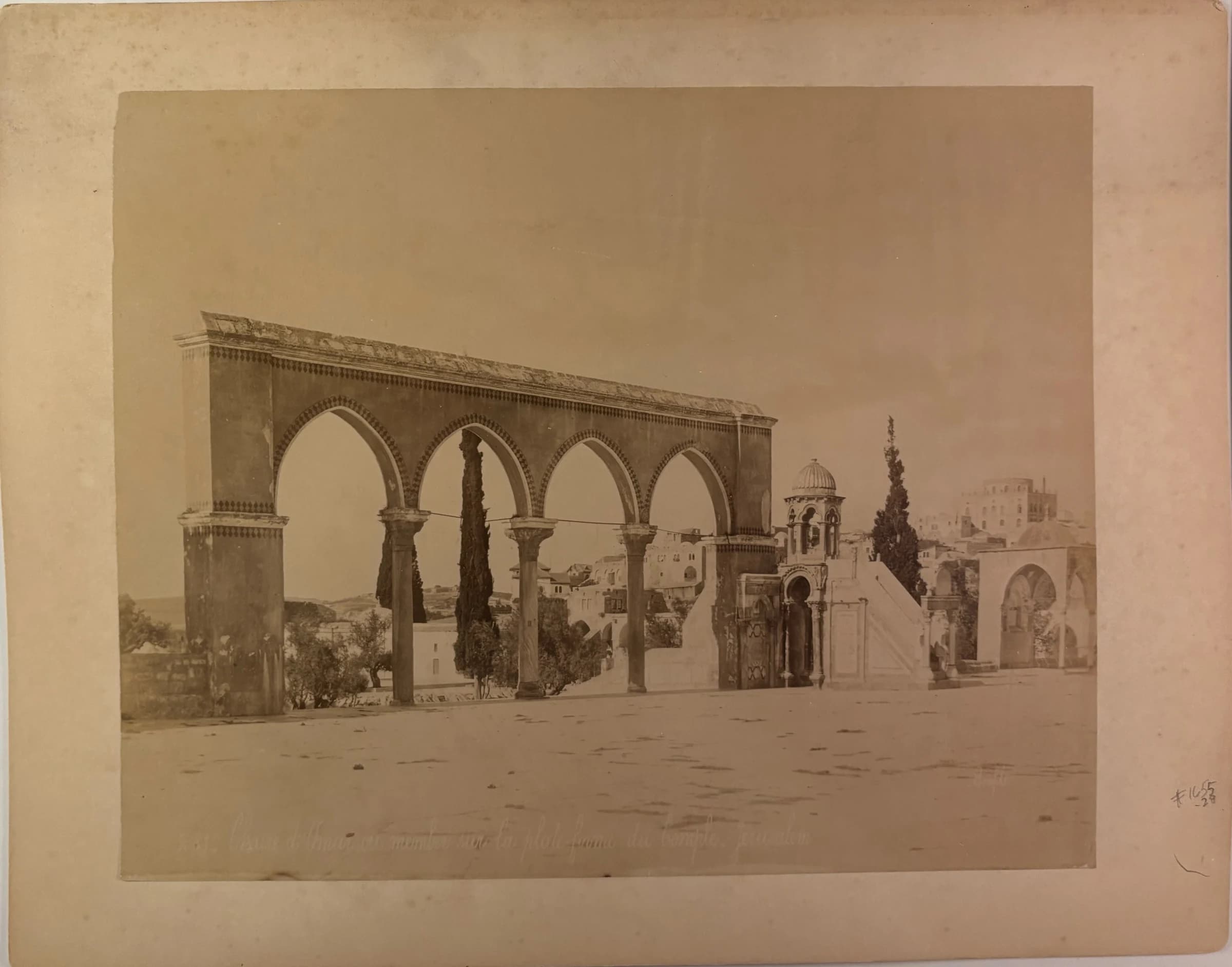 Chaire d'Omar ou membar sur la plate-forme du Temple, Jerusalem (No. 81)